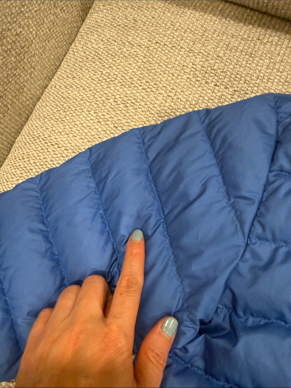 Patagonia Kids Royal Blue Lightweight Down Puffer Jacket - Picture 3 of 7